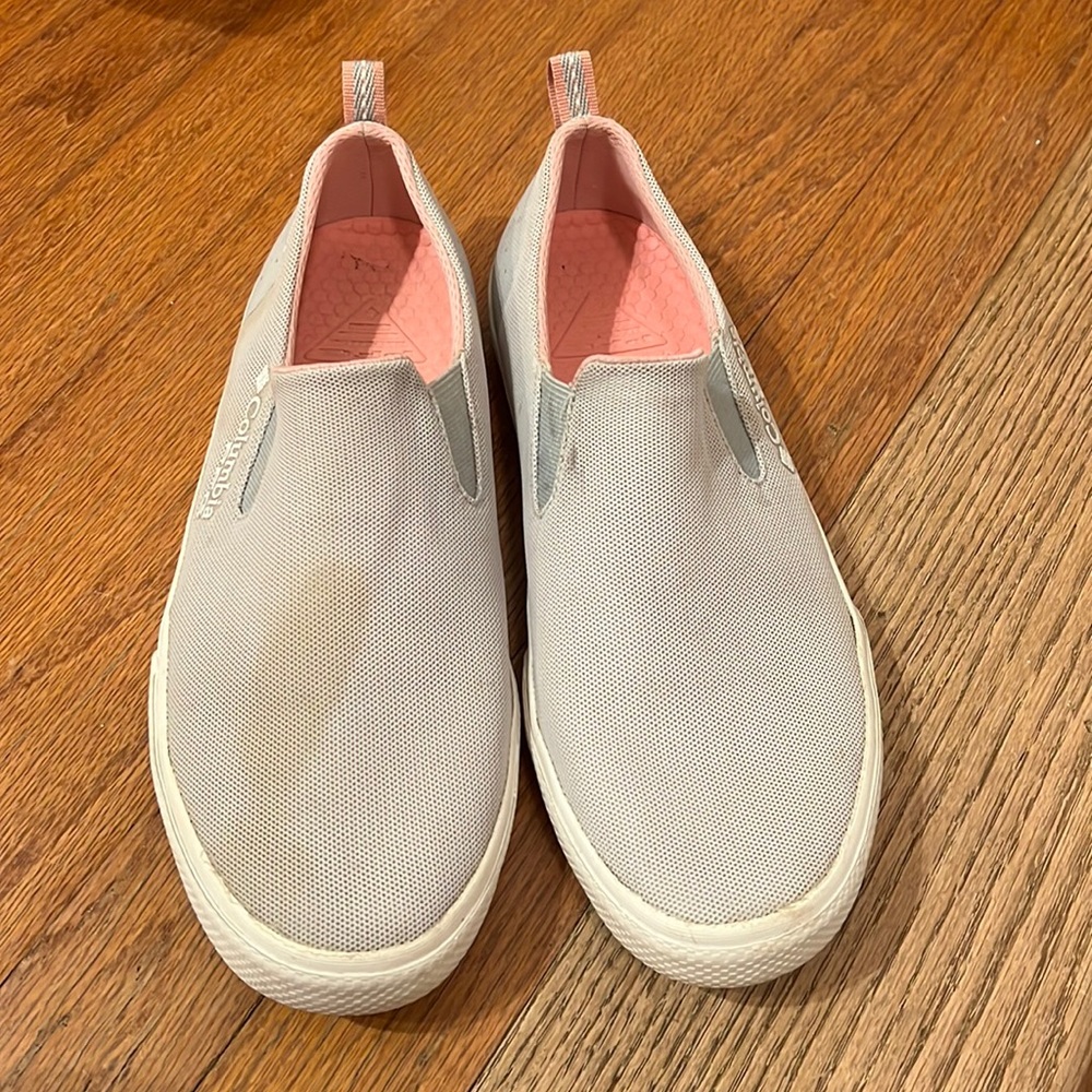Columbia PFG women’s size 7 water shoes